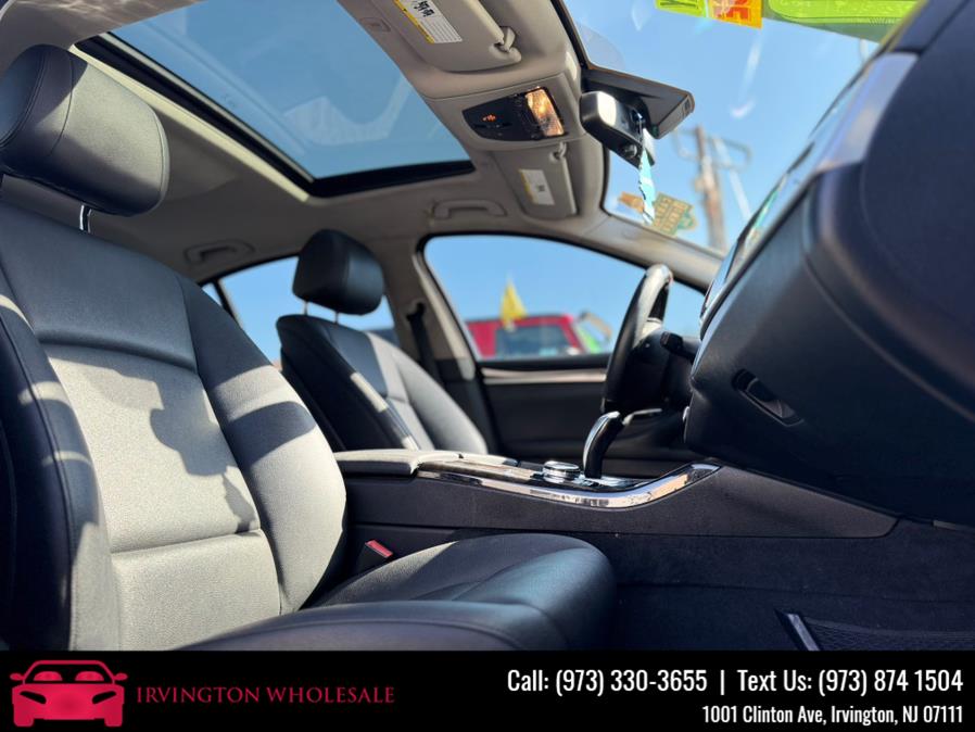 2015 BMW 5-Series 4dr Sdn 528i xDrive AWD photo