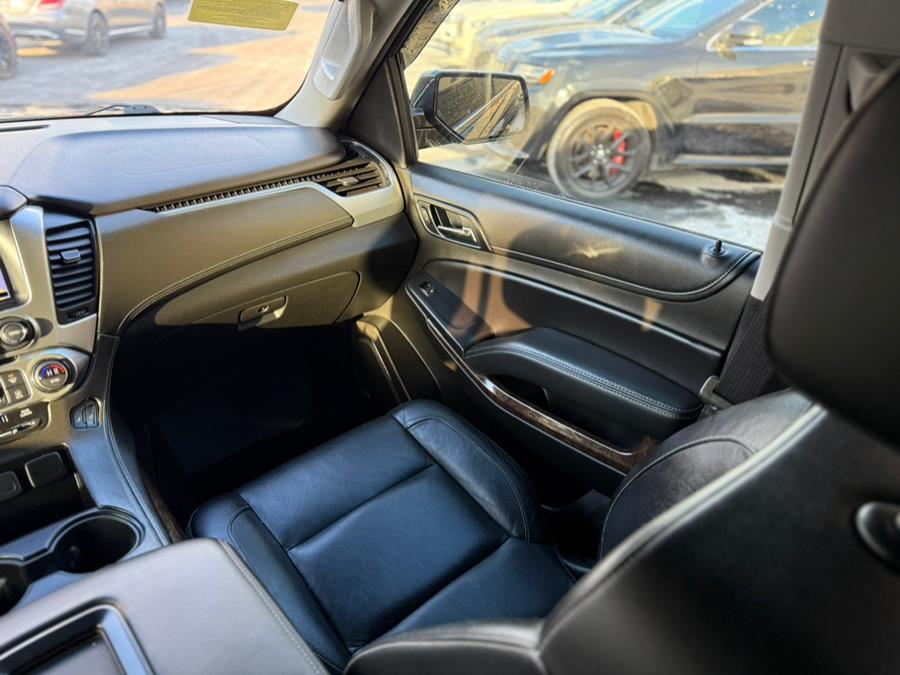 2018 Chevrolet Tahoe 4WD 4dr LT photo