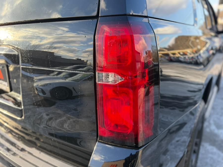 2018 Chevrolet Tahoe 4WD 4dr LT photo