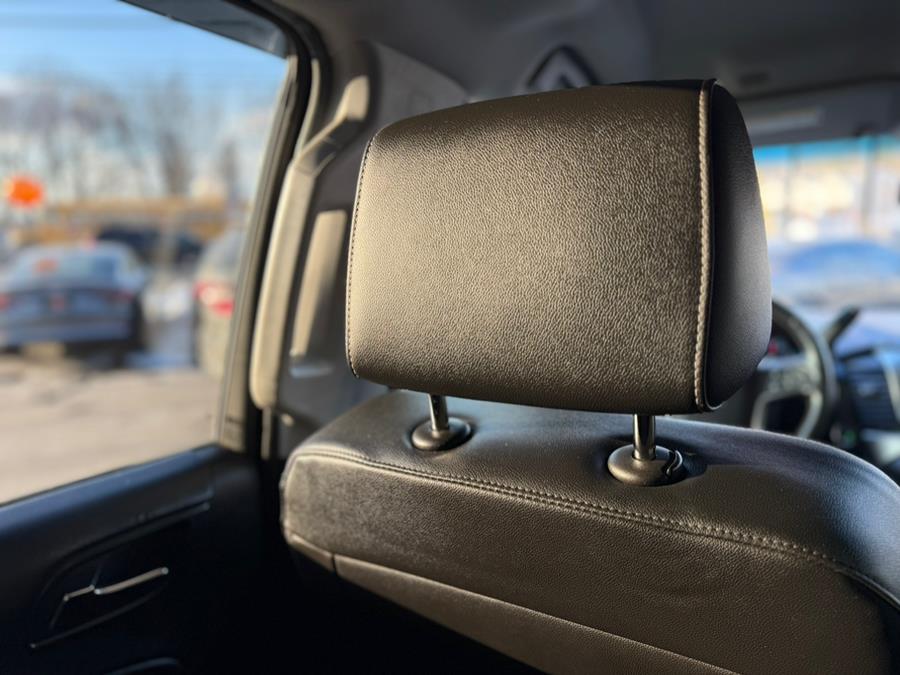 2018 Chevrolet Tahoe 4WD 4dr LT photo
