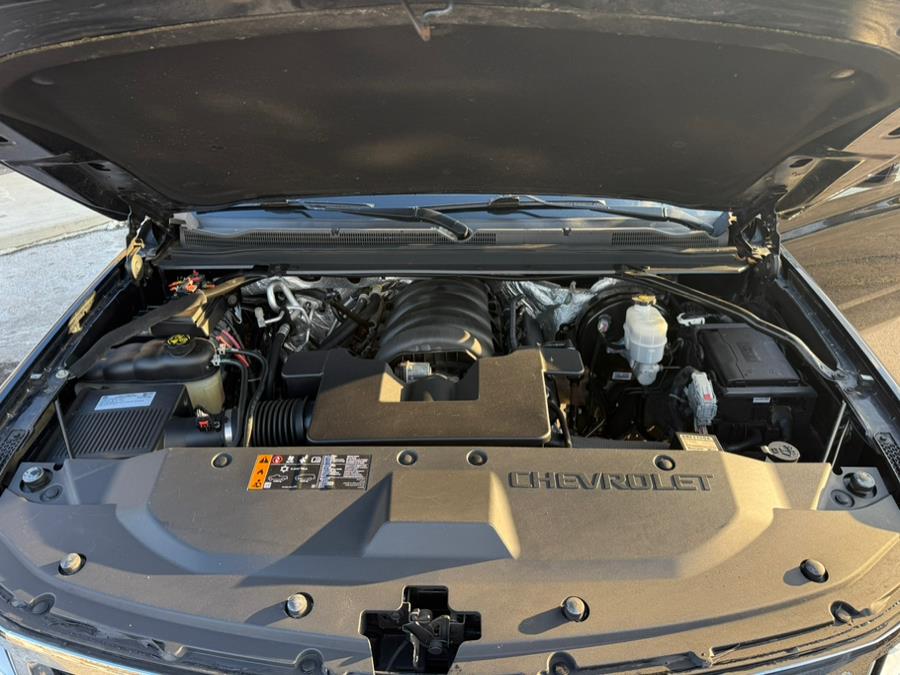 2018 Chevrolet Tahoe 4WD 4dr LT photo