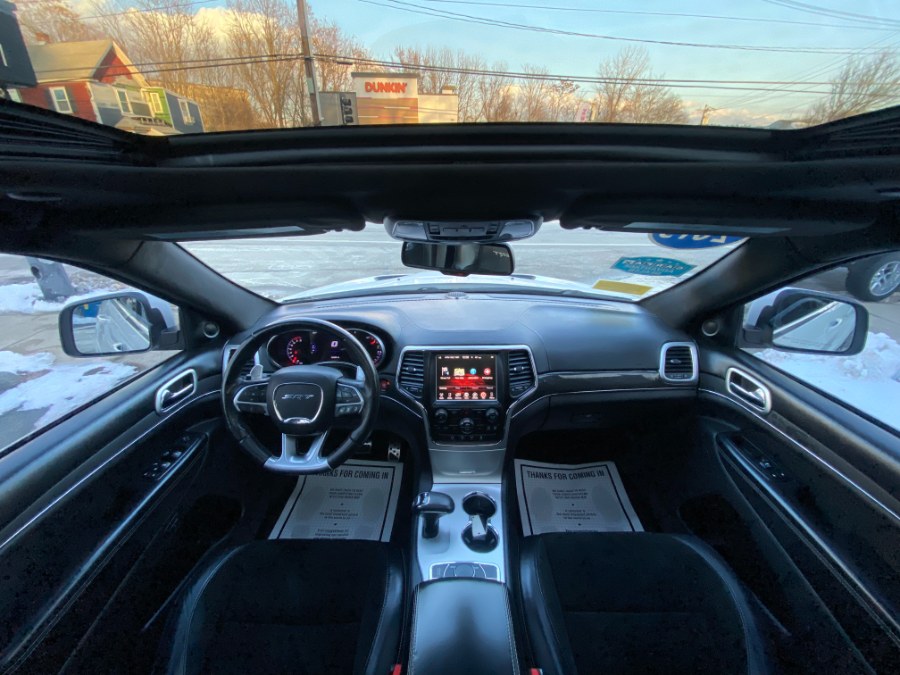 2015 Jeep Grand Cherokee 4WD 4dr SRT photo