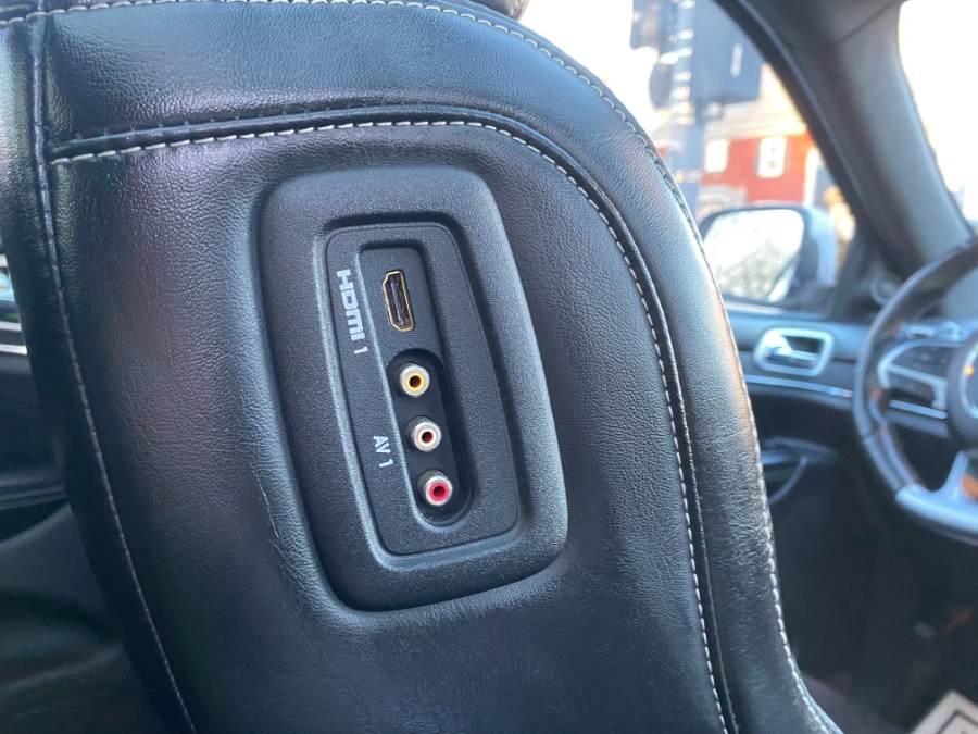 2015 Jeep Grand Cherokee 4WD 4dr SRT photo
