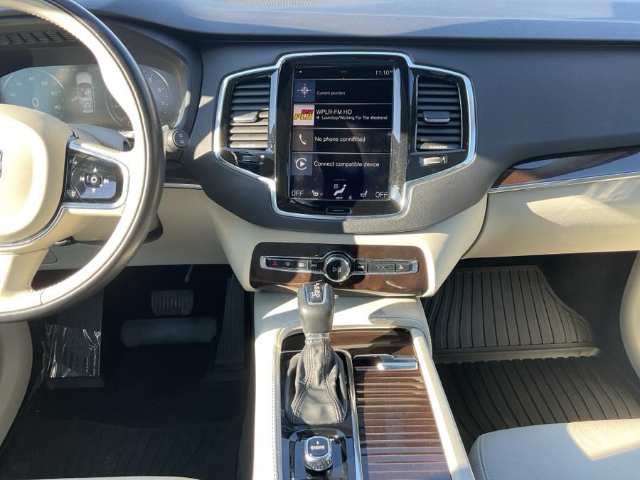 2016 Volvo XC90 AWD 4dr T6 Momentum photo