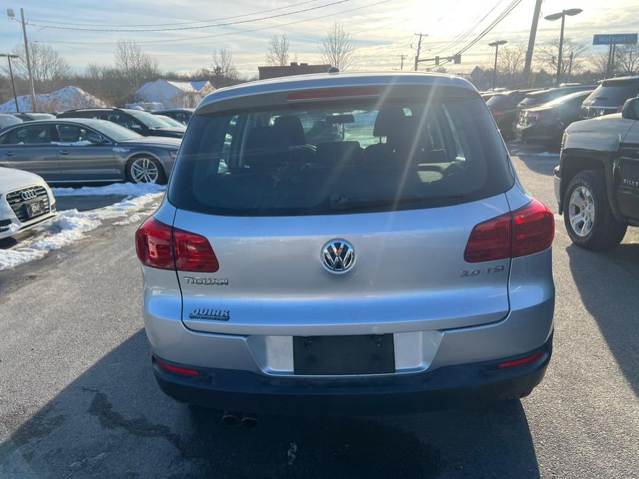 2014 Volkswagen Tiguan S photo