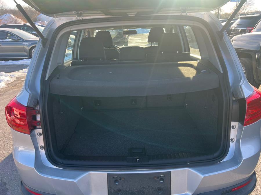 2014 Volkswagen Tiguan S photo