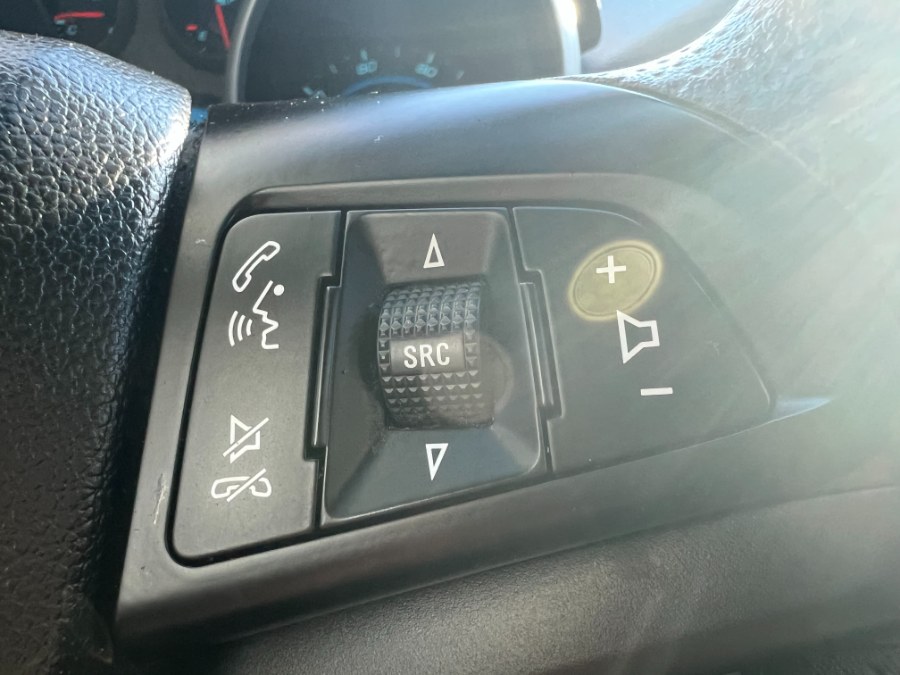 2014 Chevrolet Cruze LS Auto photo