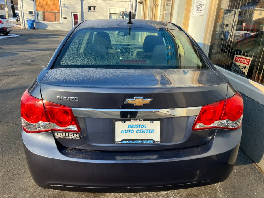 2014 Chevrolet Cruze LS Auto photo