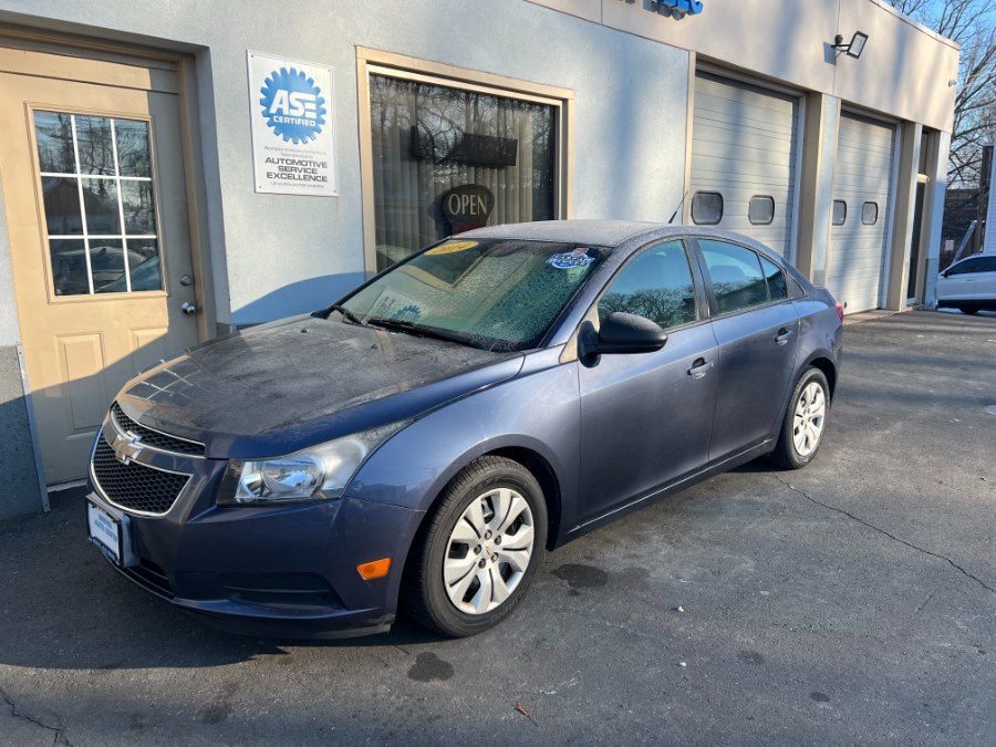 2014 Chevrolet Cruze LS Auto photo