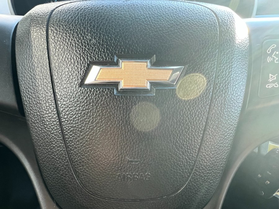 2014 Chevrolet Cruze LS Auto photo