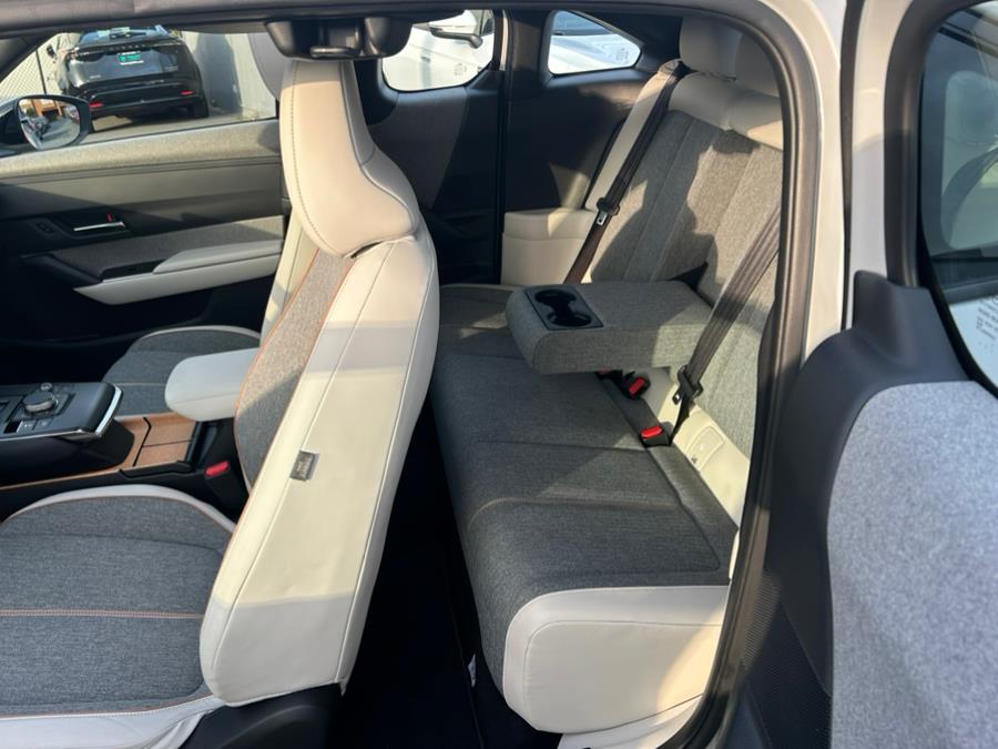 2022 Mazda MX-30 EV FWD photo