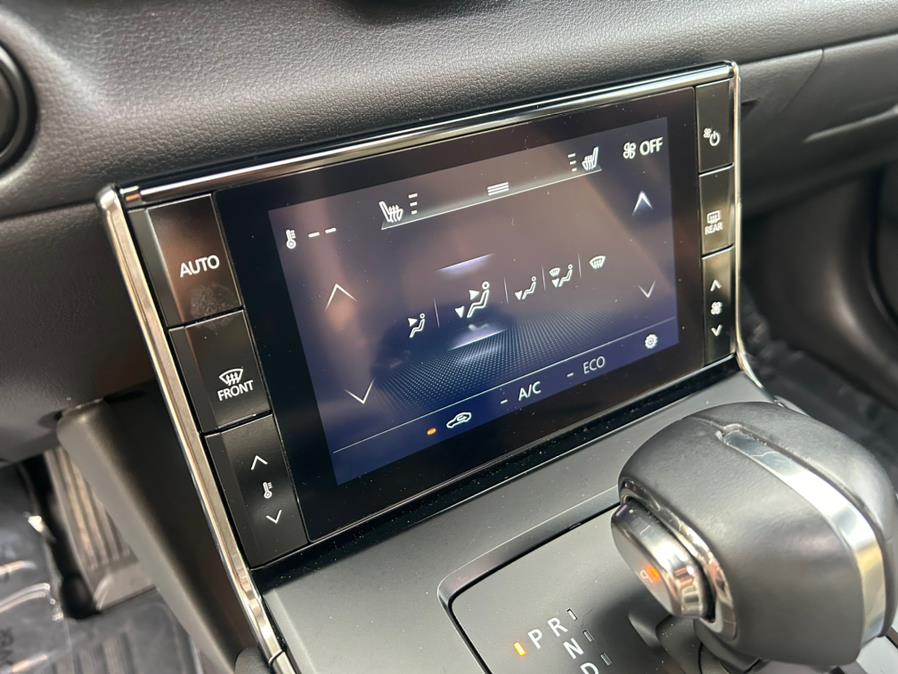 2022 Mazda MX-30 EV FWD photo