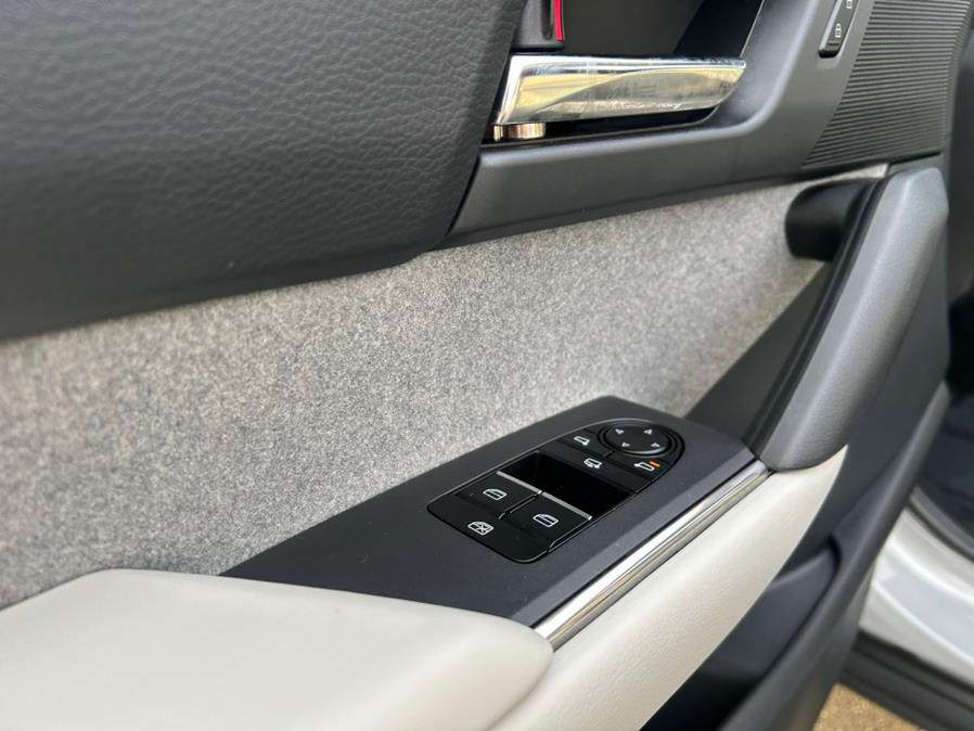 2022 Mazda MX-30 EV FWD photo