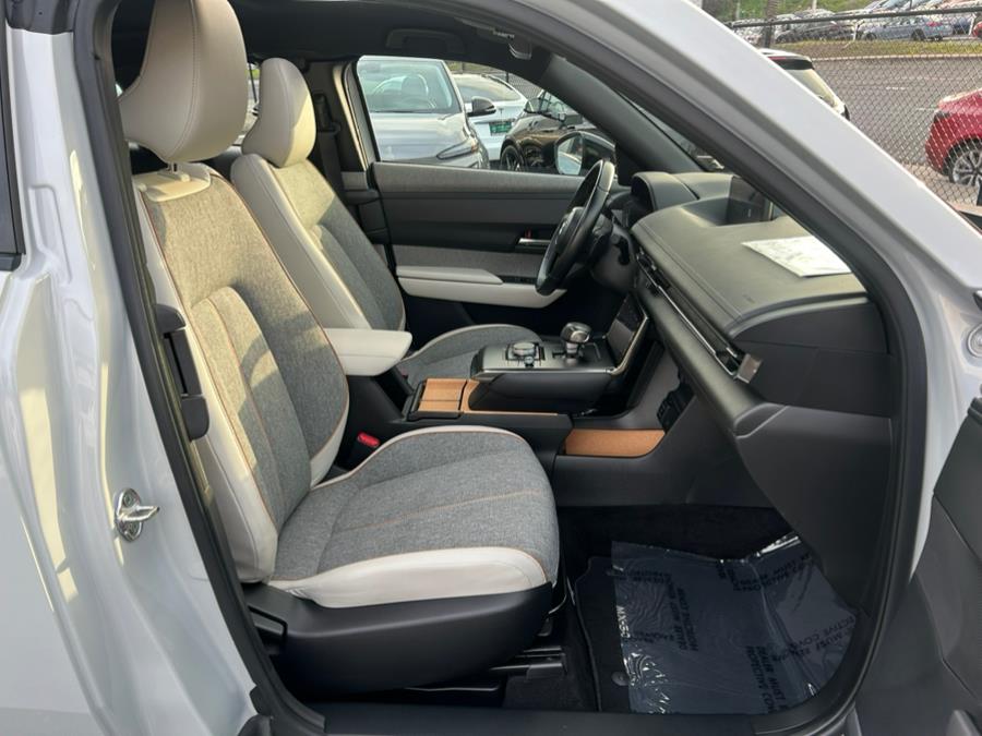 2022 Mazda MX-30 EV FWD photo