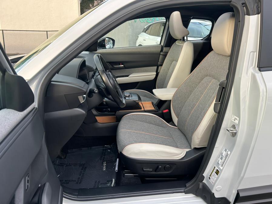 2022 Mazda MX-30 EV FWD photo
