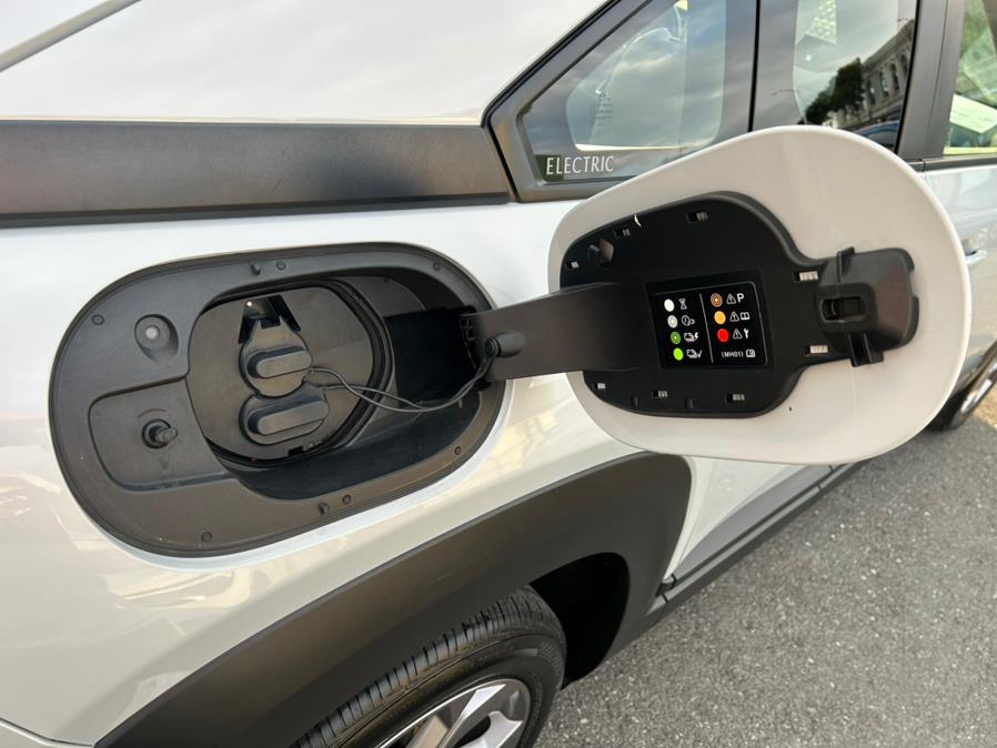 2022 Mazda MX-30 EV FWD photo