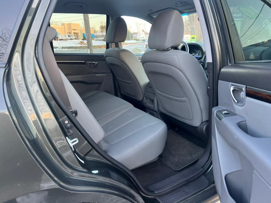 2010 Hyundai Santa Fe GLS photo