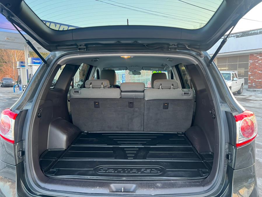 2010 Hyundai Santa Fe GLS photo
