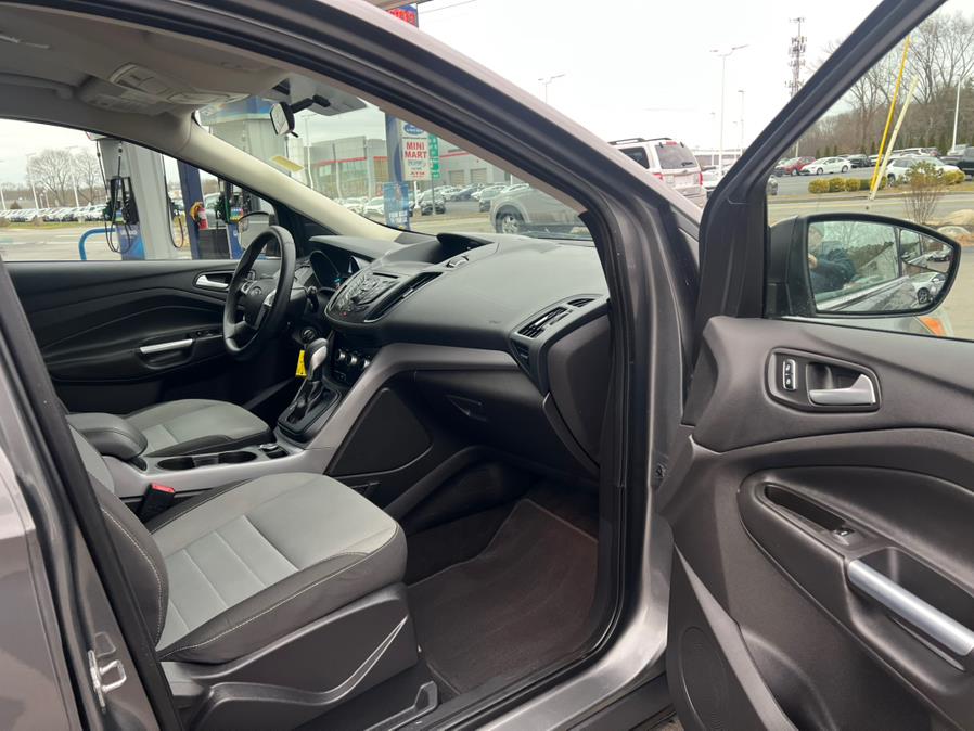 2014 Ford Escape SE photo