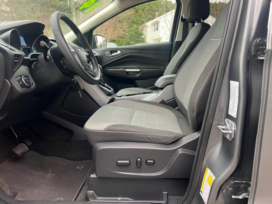 2014 Ford Escape SE photo