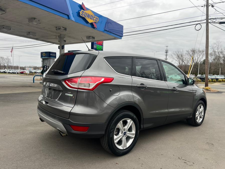 2014 Ford Escape SE photo