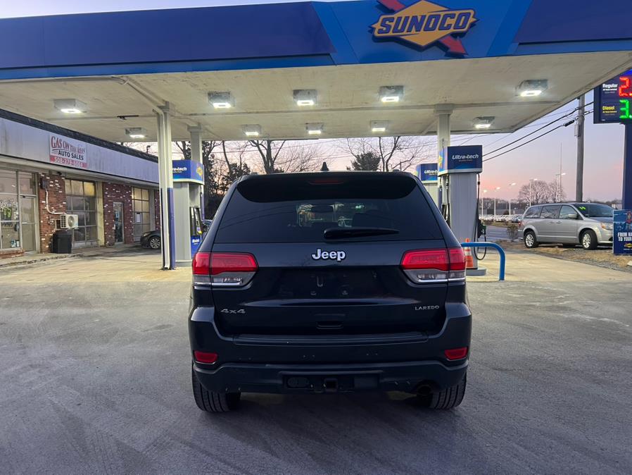 2015 Jeep Grand Cherokee 4WD 4dr Laredo photo