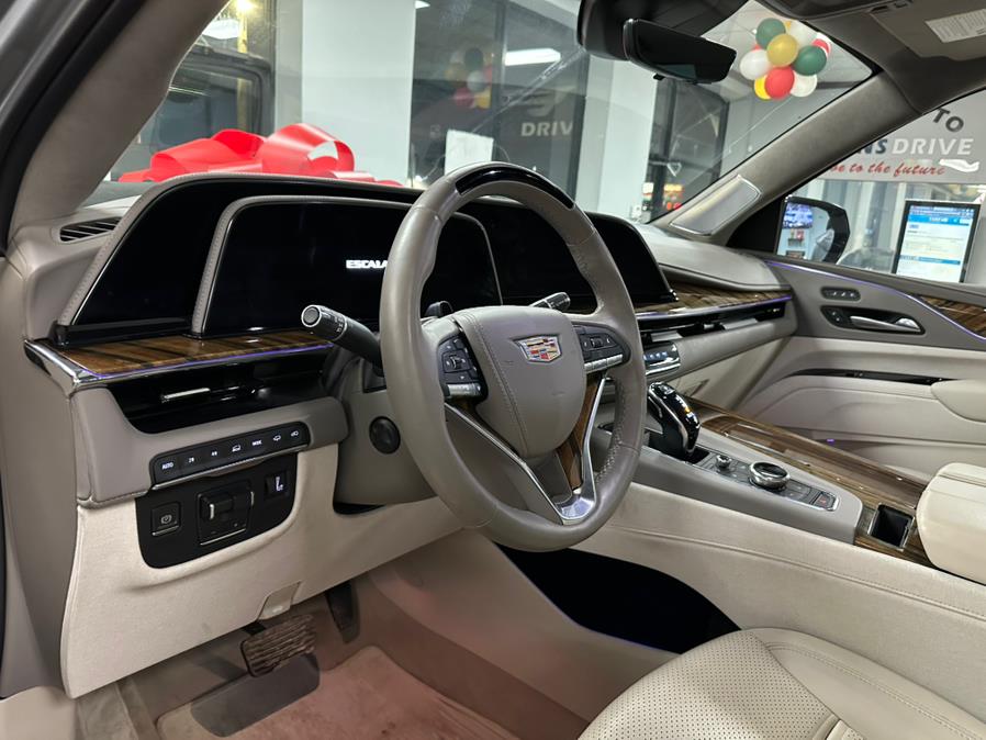 2023 Cadillac Escalade 4WD 4dr Sport Platinum photo