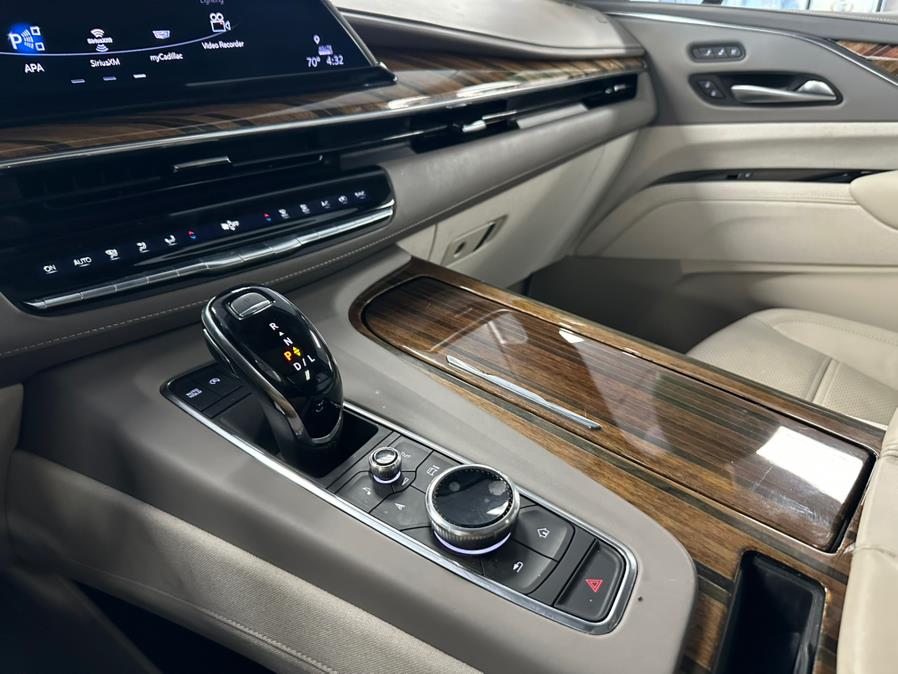 2023 Cadillac Escalade 4WD 4dr Sport Platinum photo