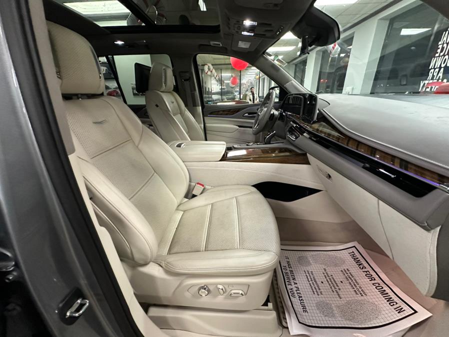 2023 Cadillac Escalade 4WD 4dr Sport Platinum photo