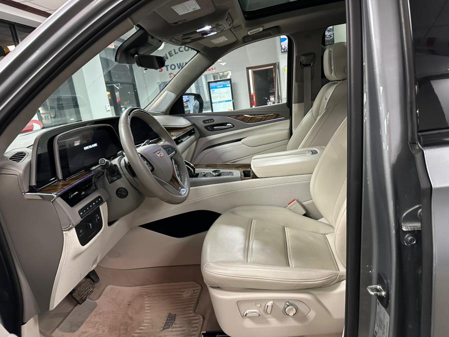2023 Cadillac Escalade 4WD 4dr Sport Platinum photo