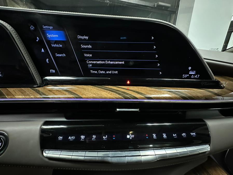 2023 Cadillac Escalade 4WD 4dr Sport Platinum photo