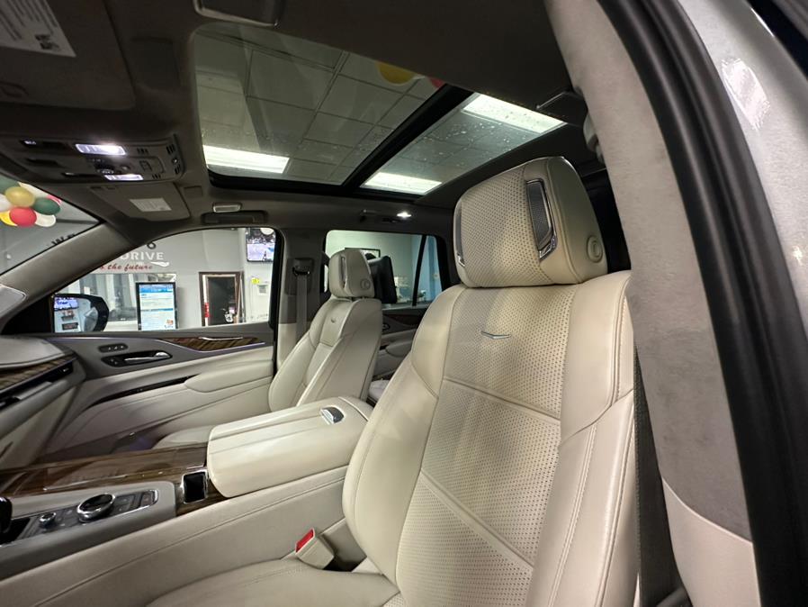2023 Cadillac Escalade 4WD 4dr Sport Platinum photo