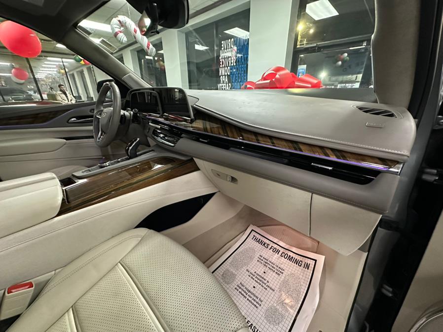 2023 Cadillac Escalade 4WD 4dr Sport Platinum photo