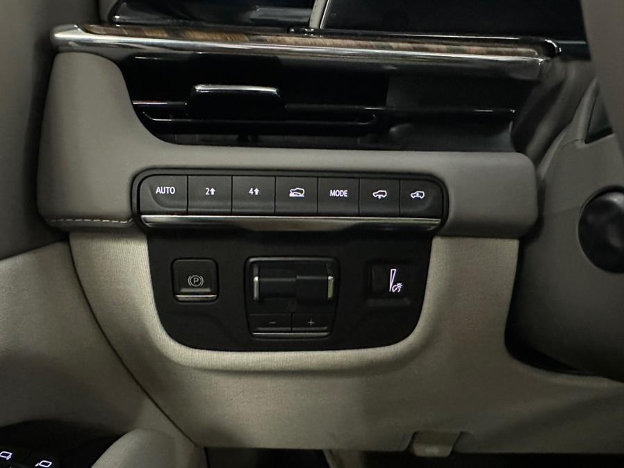 2023 Cadillac Escalade 4WD 4dr Sport Platinum photo