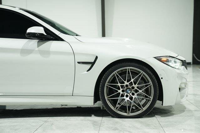 2019 BMW M4 Competition photo