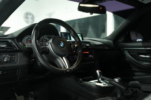 2019 BMW M4 Competition photo
