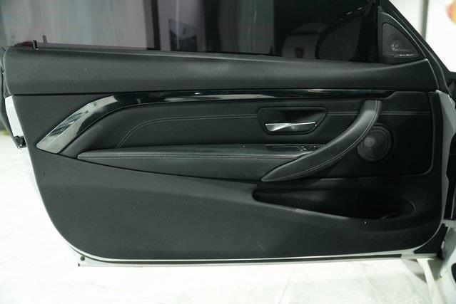 2019 BMW M4 Competition photo