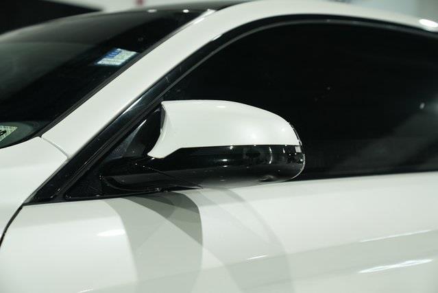 2019 BMW M4 Competition photo