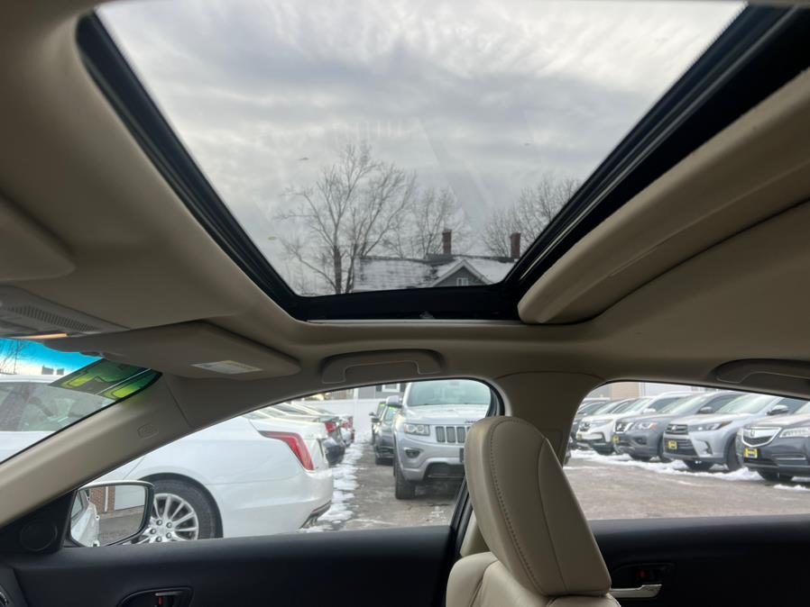 2014 Acura ILX 2.0L w/Tech photo