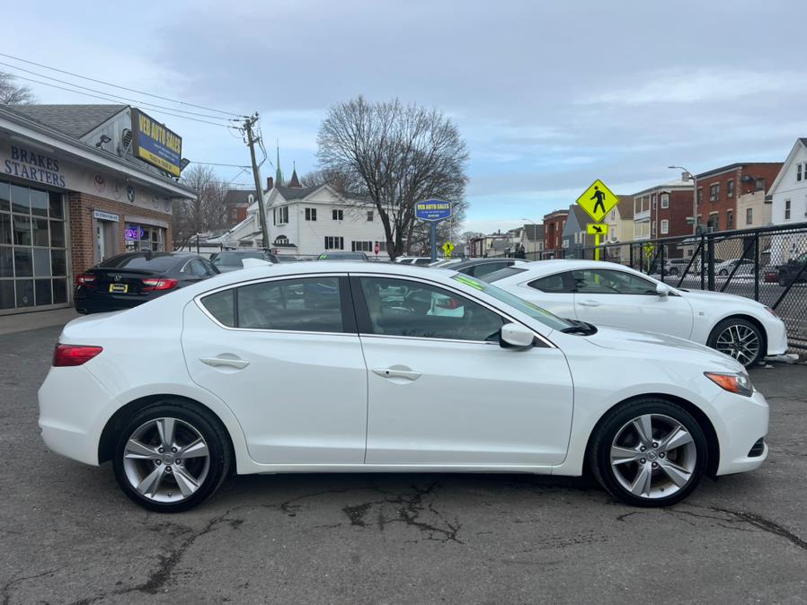 2014 Acura ILX 2.0L w/Tech photo