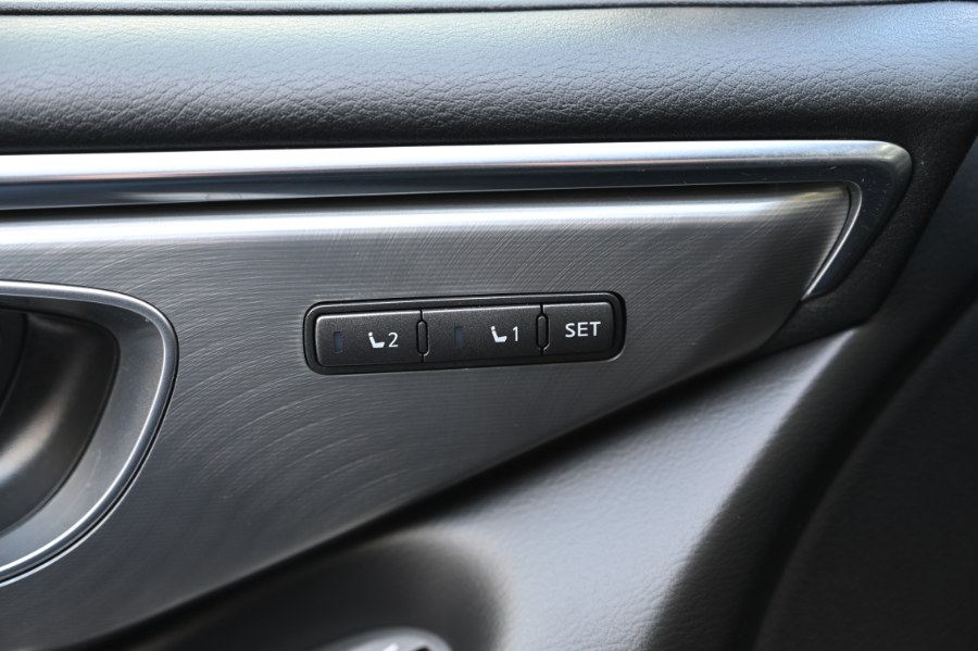 2021 Infiniti Q60 3.0t LUXE AWD photo