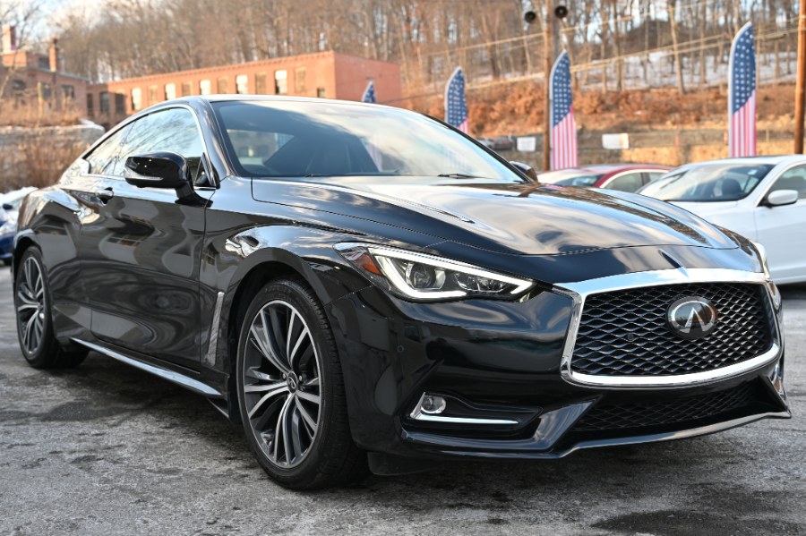 2021 Infiniti Q60 3.0t LUXE AWD photo