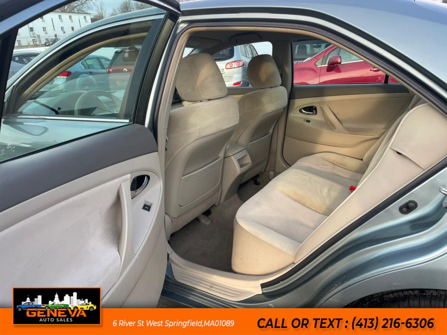 2011 Toyota Camry photo
