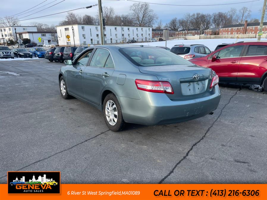 2011 Toyota Camry photo