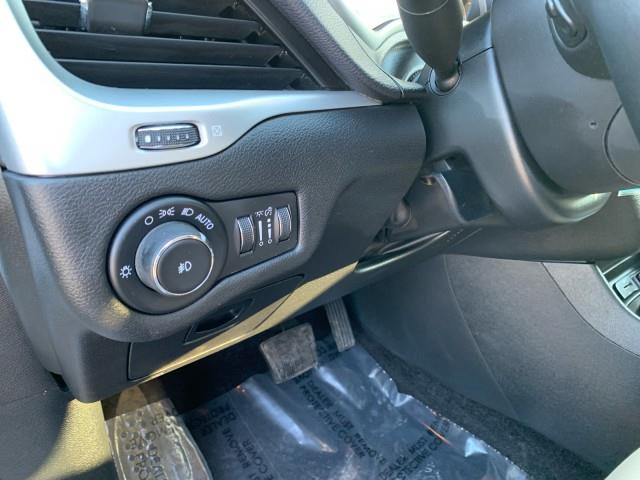 2017 Jeep Cherokee Latitude photo