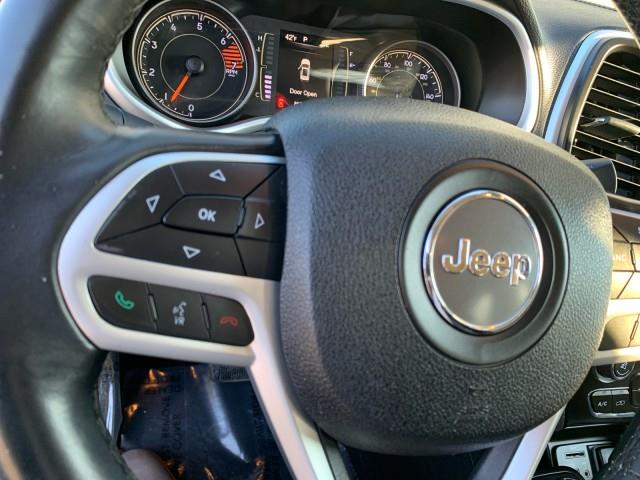 2017 Jeep Cherokee Latitude photo