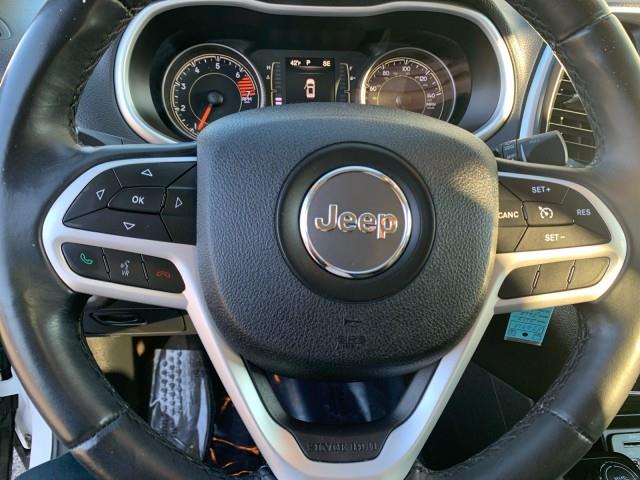 2017 Jeep Cherokee Latitude photo
