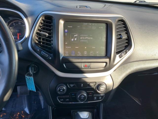 2017 Jeep Cherokee Latitude photo