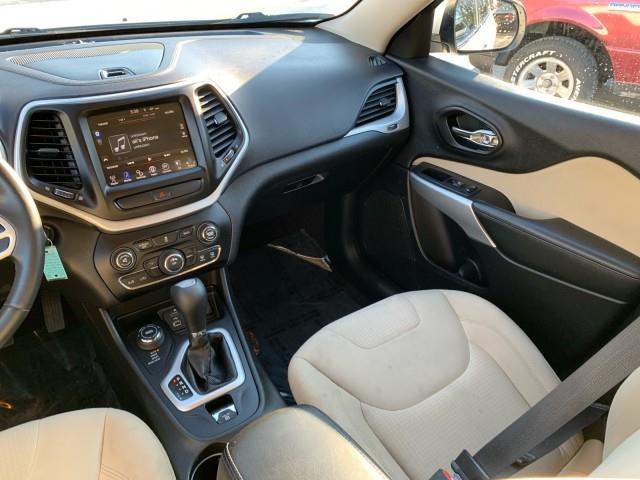 2017 Jeep Cherokee Latitude photo