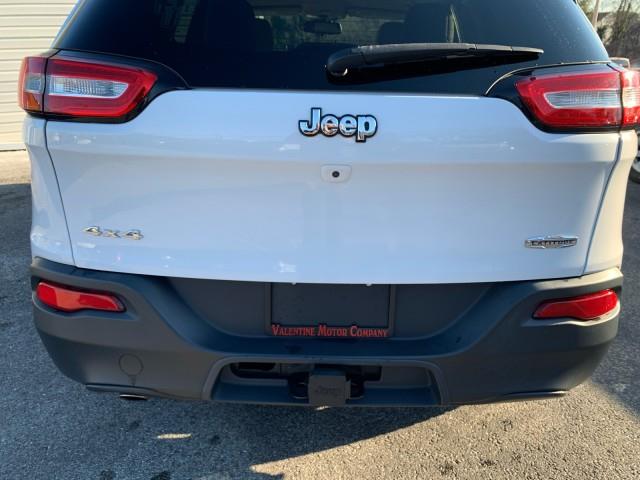 2017 Jeep Cherokee Latitude photo